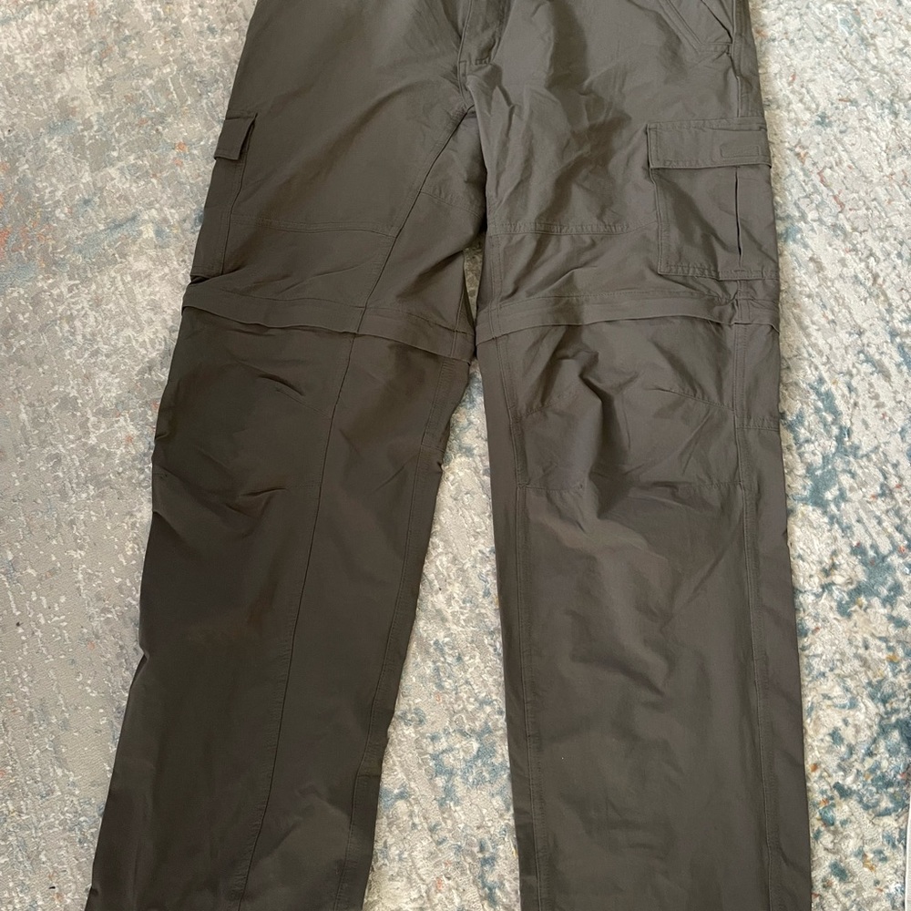 Columbia Olive Green Pants XL